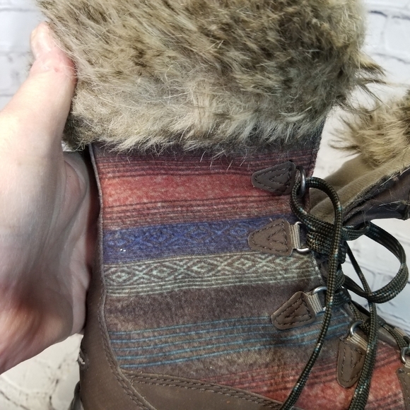 Eddie Bauer Solstice Fur winter boots - Picture 12 of 15